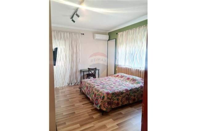 Tirane, jepet me qera apartament 2+1 Kati 5, 75 m² 550 Euro (Myslym Shyri)