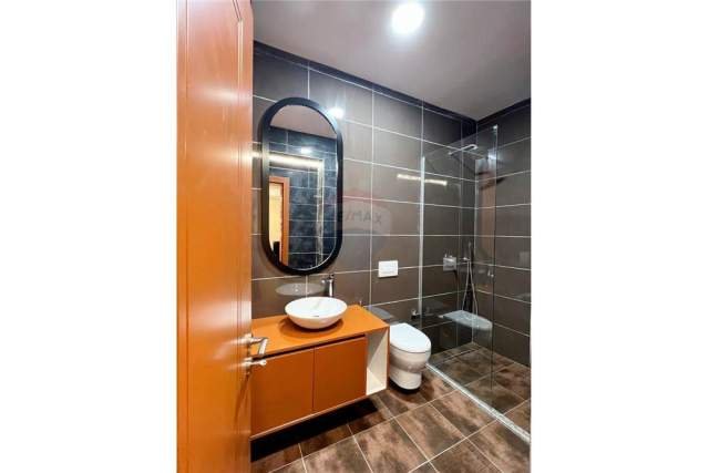 Tirane, jepet me qera apartament 2+1+BLK Kati 5, 76 m² 550 Euro (Myslym Shyri)