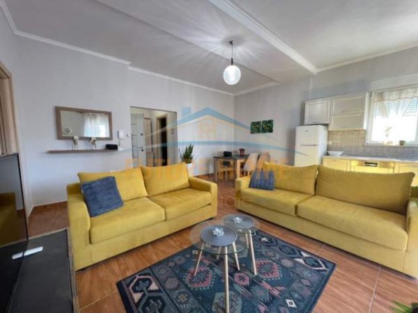 Tirane, jepet me qera apartament Kati 5, 110 m² 650 Euro (Ish Parku)