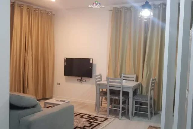 Tirane, jepet me qera apartament 1+1 Kati 2, 60 m² 700  (komuna e parisit)