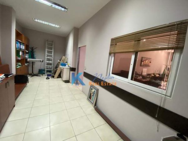 Tirane, shes dyqan Kati 0, 60 m² 200.000 Euro (Myslym Shyri)