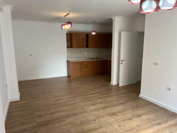 Tirane, jepet me qera apartament 2+1+BLK Kati 4, 100 m² 45.000 Leke (Jordan Misja)