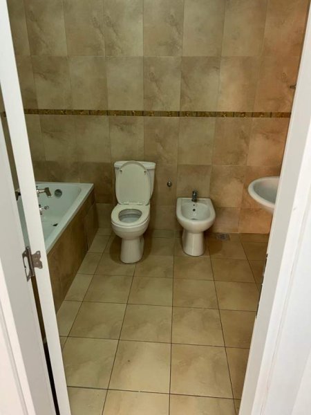 Tirane, jepet me qera apartament 2+1+BLK Kati 4, 100 m² 45.000 Leke (Jordan Misja)