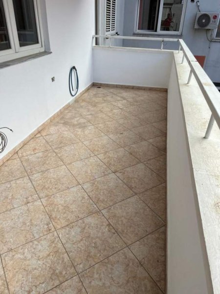 Tirane, jepet me qera apartament 2+1+BLK Kati 4, 100 m² 45.000 Leke (Jordan Misja)