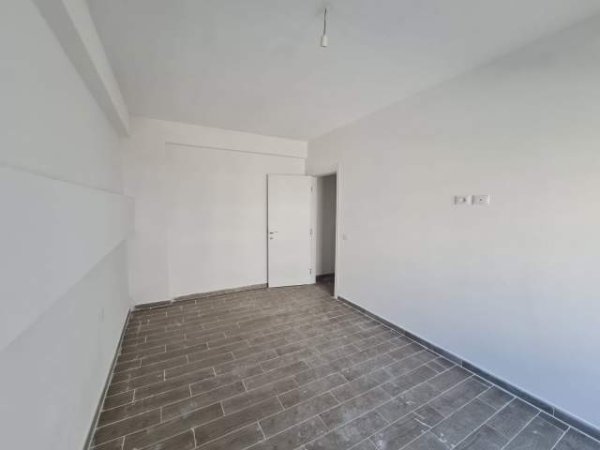 Tirane, shes apartament 2+1 Kati 2, 145.000 Euro