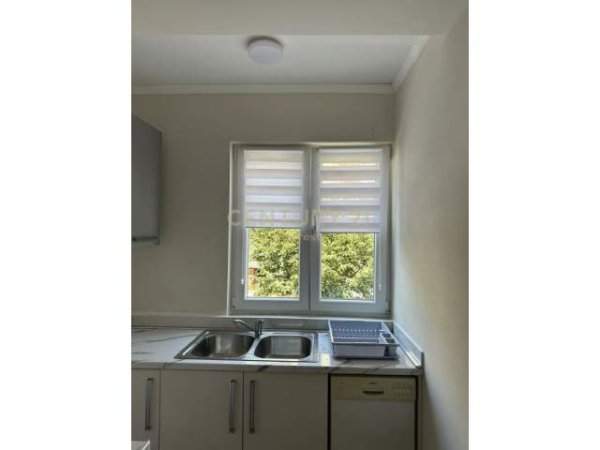 Tirane, jepet me qera apartament 2+1+BLK Kati 2, 76 m² 550 Euro (Pazari I ri)