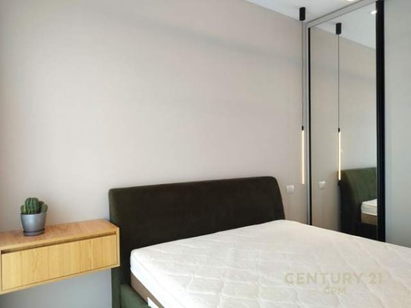 Tirane, jepet me qera apartament 1+1+BLK Kati 8, 67 m² 450 Euro (Rruga Jordan Misja, Ish Stacioni i Trenit)