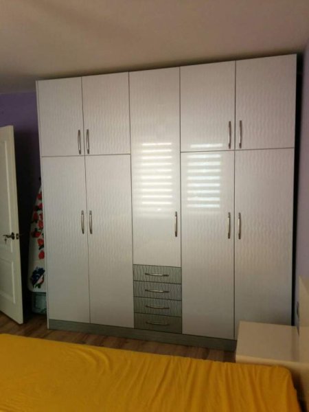 Tirane, jepet me qera apartament 3+1+BLK Kati 1, 125 m² 700 Euro (Kopshti Zoologjik)