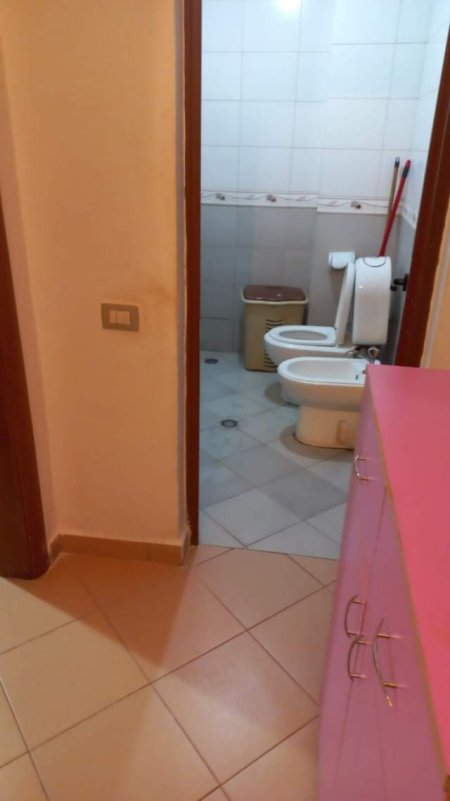 Tirane, jepet me qera apartament 2+1+A+BLK Kati 3, 100 m² 40.000 Leke (5 maj)
