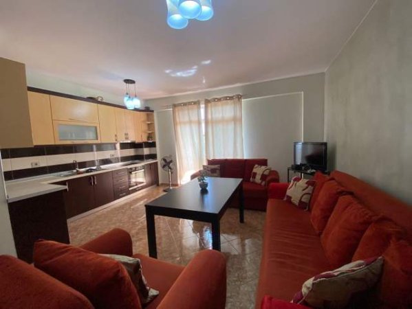 Tirane, jepet me qera apartament 2+1+BLK Kati 4, 100 m² 600 Euro (selite)