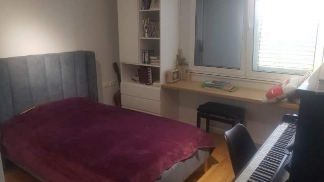 Tirane, jepet me qera apartament 3+1+BLK Kati 4, 156 m² 800 Euro (Kopshti Botanik)