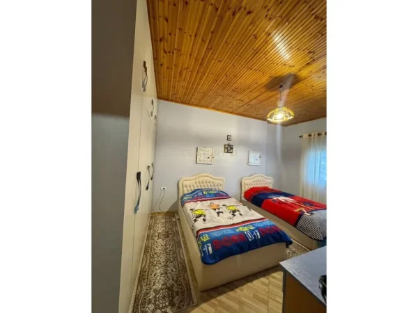 Tirane, shitet apartament 3+1 Kati 6, 125 m² 187.000 € 