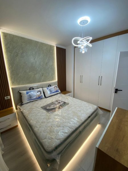Tirane, shitet apartament 1+1 , 55 m² 95.000 € 