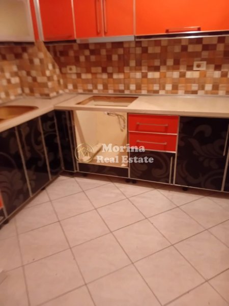 Tirane, jepet me qera apartament 2+1 Kati 3, 80 m² 420 € (Yzberisht)