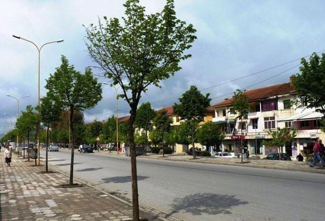 Tirane, shitet apartament 1+1 , 104 m² 120.000 € 