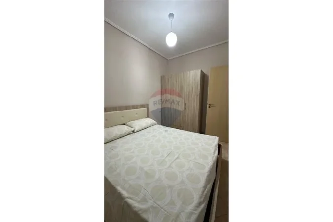Vlore - Lungomare, jepet me qera 1+1 Kati 3, 54 m² 400 € (Rruga Dhimitër Konomi, Vlore)