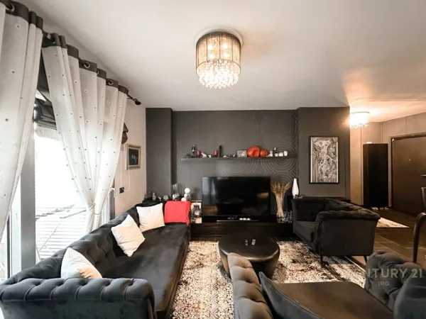 Shqiperi, shitet apartament 2+1+Ballkon Kati 8, 122 m² 460.000 € 