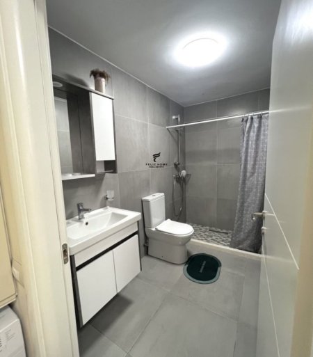 Tirane, jepet me qera apartament 1+1 Kati 1, 60 m² 400 € (SELITE)