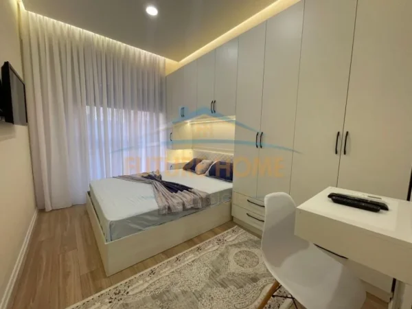 Tirane, jepet me qera apartament 1+1 Kati 6, 63 m² 550 € 