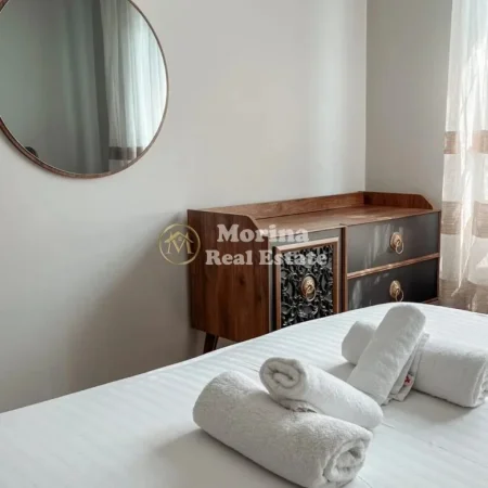 Tirane, jepet me qera apartament 1+1 Kati 4, 60 m² 500 € (Rruga 5 Maji)