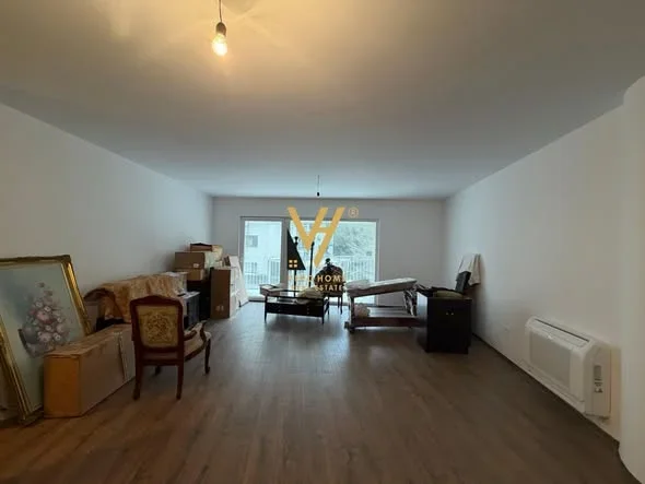 Tirane, jepet me qera zyre Kati 2, 135 m² 1.850 € (RRUGA E ELBASANIT)