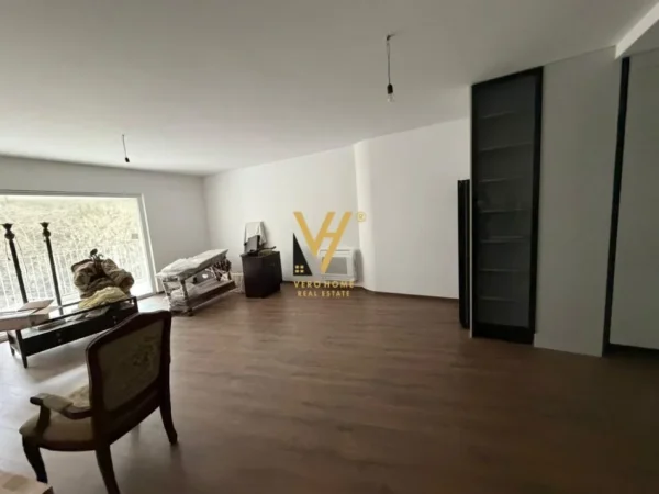 Tirane, jepet me qera zyre Kati 2, 135 m² 1.850 € (RRUGA E ELBASANIT)