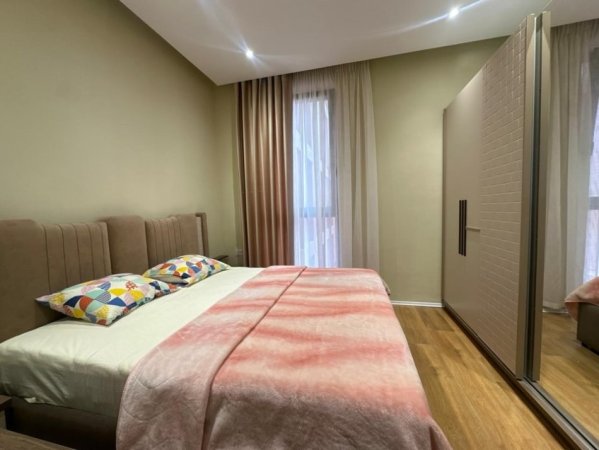 Tirane, shitet 1+1 , 80 m² 285.000 € 