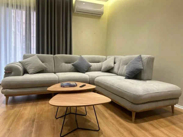 Tirane, shitet 1+1 , 80 m² 285.000 € 