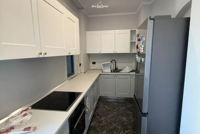 Tirane, jepet me qera apartament 2+1 Kati 6, 104 m² 750 € (Rruga e Elbasanit)