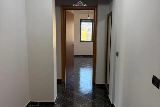 Tirane, jepet me qera apartament 2+1 Kati 6, 104 m² 750 € (Rruga e Elbasanit)