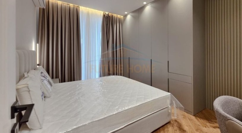 Tirane, jepet me qera apartament 3+1 Kati 9, 152 m² 2.200 € (Mine Peza)