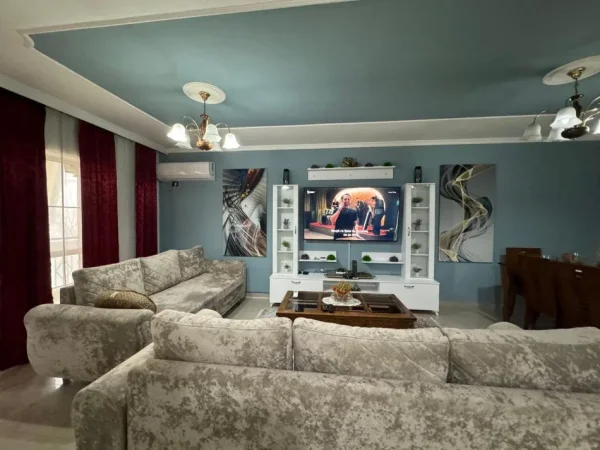 Tirane, shitet apartament 2+1 , 129 m² 257.000 € 