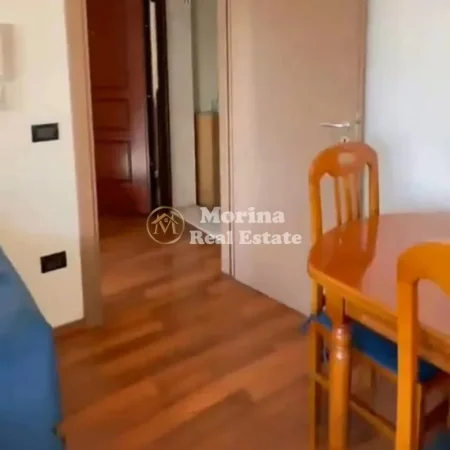 Tirane, jepet me qera apartament 1+1 Kati 7, 60 m² 700 € (Pazari i Ri)