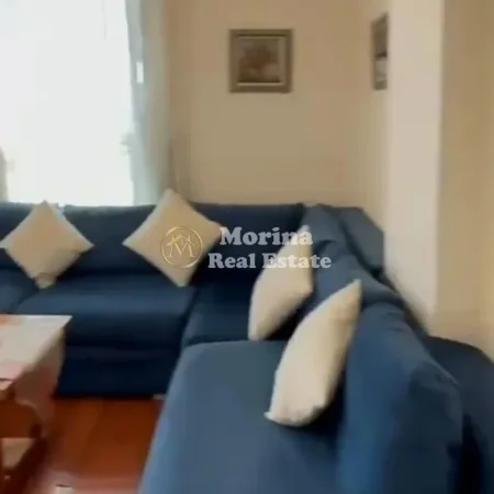 Tirane, jepet me qera apartament 1+1 Kati 7, 60 m² 700 € (Pazari i Ri)