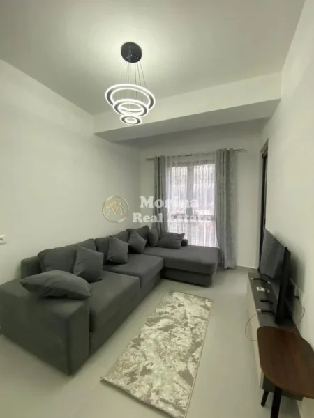 Tirane, jepet me qera apartament 1+1 Kati 10, 55 m² 550 € (Kompleksi Arlis, Farmacia 10)