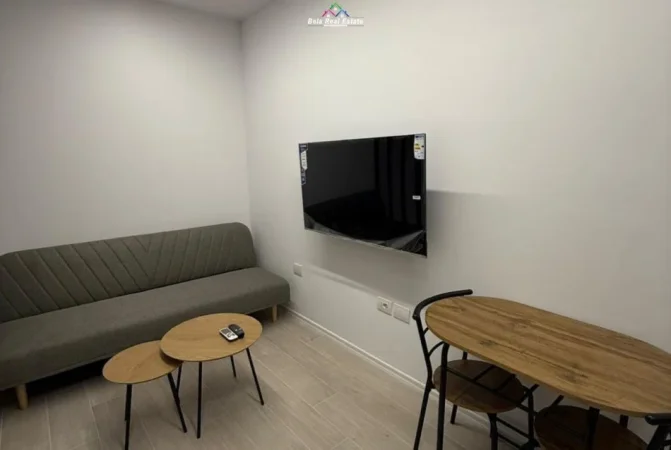 Tirane, jepet me qera apartament 1+1 Kati 7, 32 m² 410 € (Rruga Jorgo Plaku)