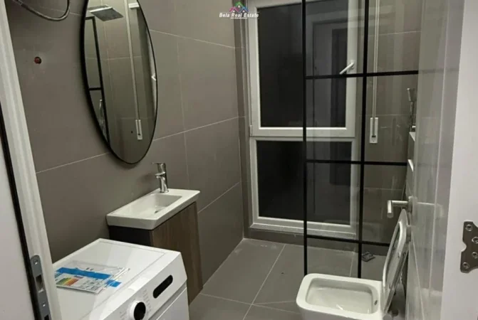 Tirane, jepet me qera apartament 1+1 Kati 7, 32 m² 410 € (Rruga Jorgo Plaku)