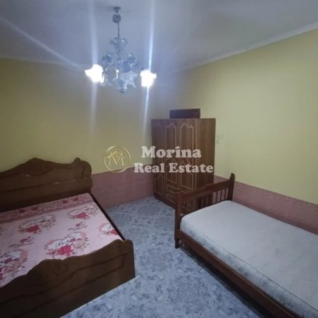 Tirane, jepet me qera shtepi 1+1 Kati 1, 70 m² 250 € (Rruga Siri Kodra)
