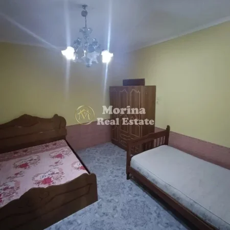 Tirane, jepet me qera shtepi 1+1 Kati 1, 70 m² 250 € (Rruga Siri Kodra)