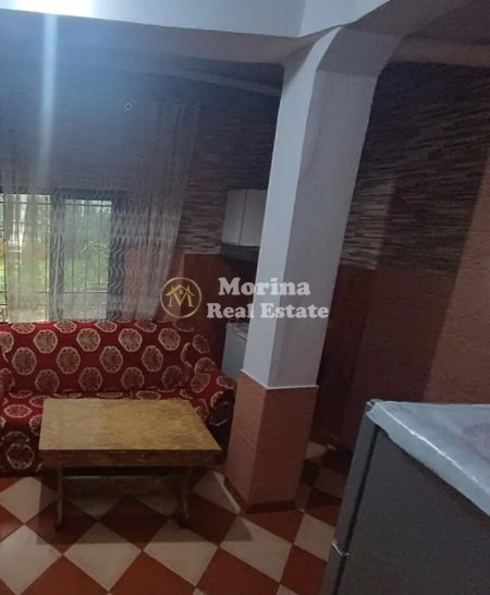 Tirane, jepet me qera shtepi 1+1 Kati 1, 70 m² 250 € (Rruga Siri Kodra)