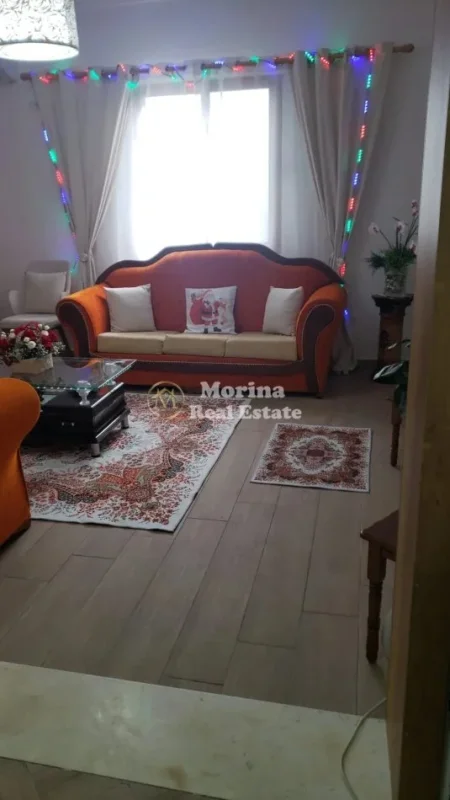 Durres, shitet Vile 4+1 Kati 1, 800 m² 800.000 € (Durres)