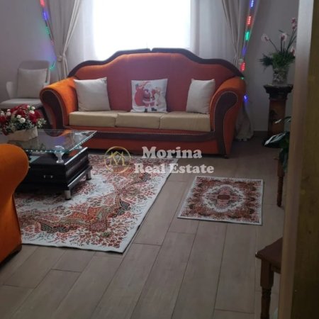 Durres, shitet Vile 4+1 Kati 1, 800 m² 800.000 € (Durres)