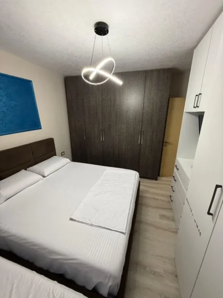 Tirane, jepet me qera apartament Kati 8, 84 m² 750 € (Qendër)