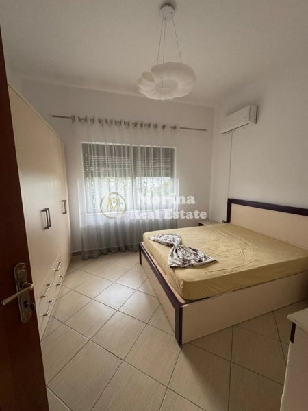 Tirane, jepet me qera apartament 2+1 Kati 1, 110 m² 500 € (Sauk)