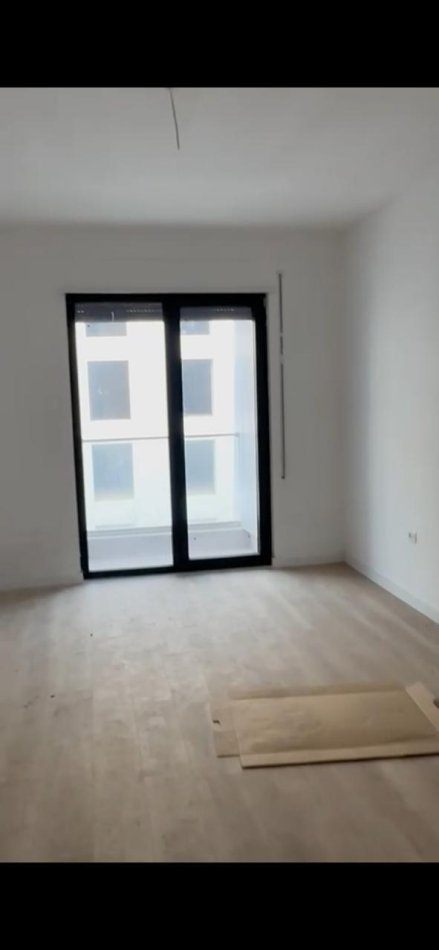 Tirane, shitet apartament 2+1+Ballkon Kati 6, 108 m² 200.000 € (PORCELAN)