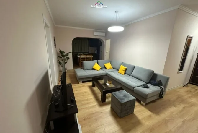 Tirane, jepet me qera apartament 2+1 Kati 2, 81 m² 650 € (Rruga Studenti)