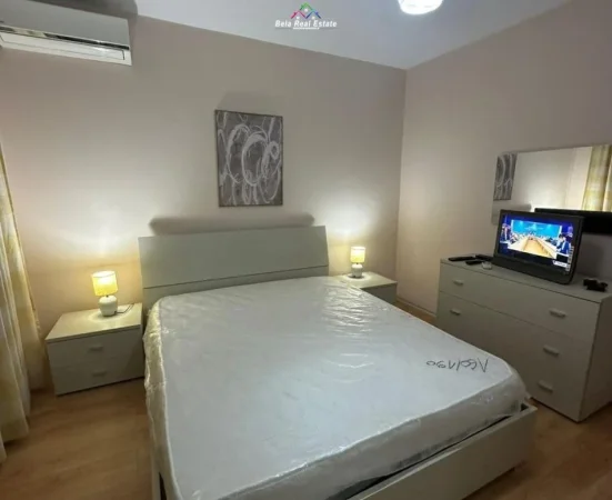 Tirane, jepet me qera apartament 2+1 Kati 2, 81 m² 650 € (Rruga Studenti)