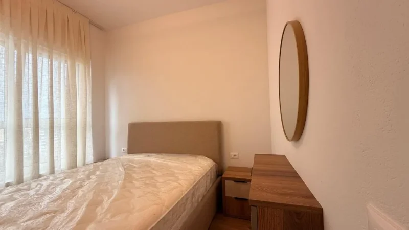 Tirane, jepet me qera apartament 1+1+Ballkon Kati 9, 64 m² 550 € (ALI DEMI)