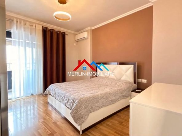 Tirane, jepet me qera apartament 2+1+Ballkon Kati 7, 112 m² 650 € (RRUGA MIKEL MARULI,ASTIR)