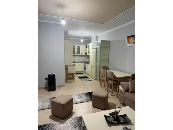 Tirane, shitet apartament 2+1+Ballkon Kati 2, 107 m² 171.000 € (Fresku)